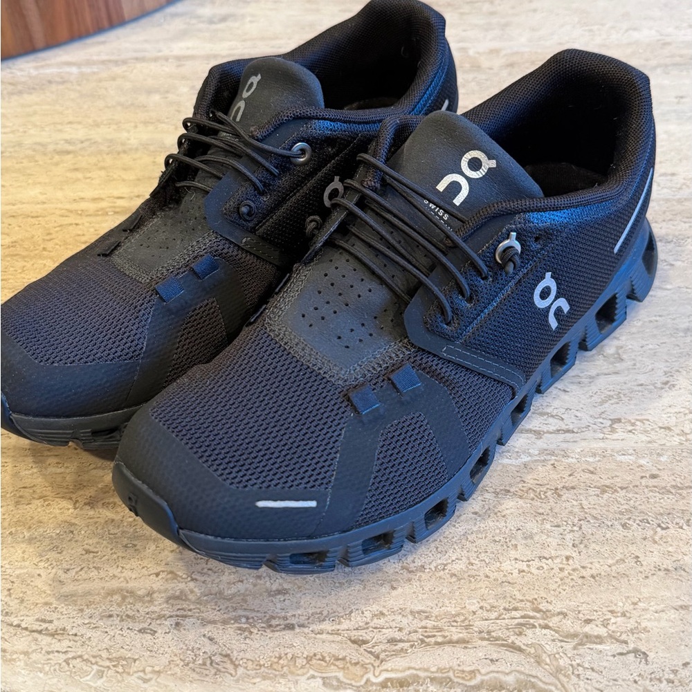 On Running Sneakers